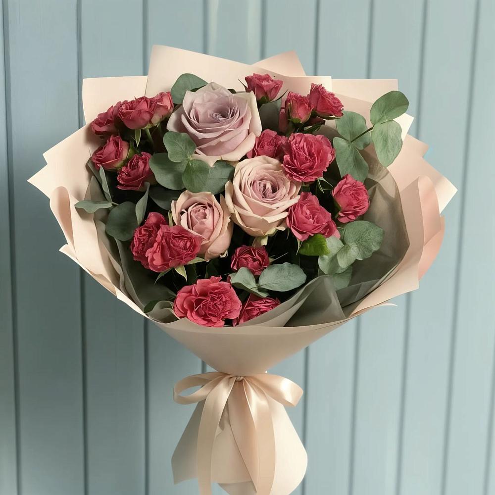 Букет цветов из: Гвоздики и Розы в Каскара