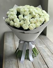 Букет 35 Белых роз в Каскара