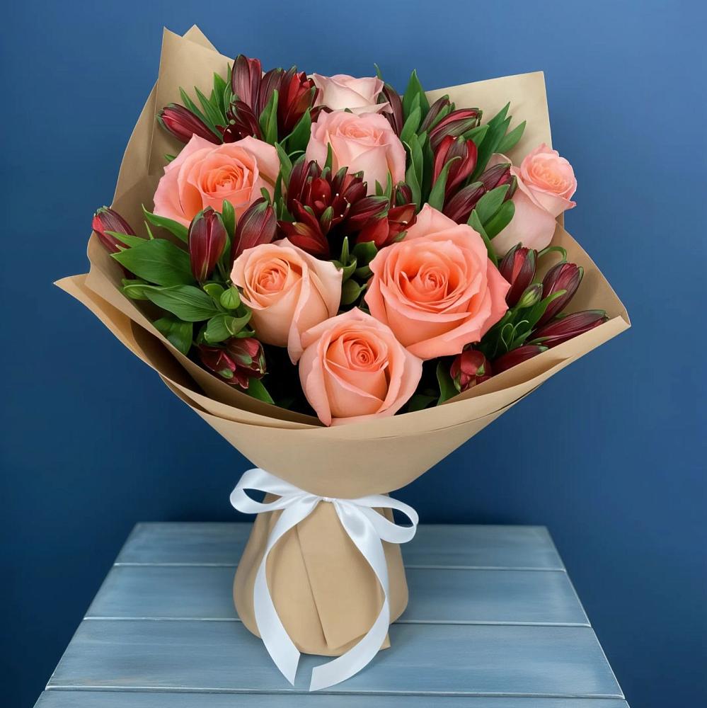 Букет цветов из: Розы и Альстромерии в Каскара