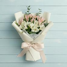 Букет цветов из:  Альстромерии в Каскара