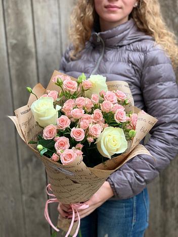 Букет цветов из: Розы в Каскара