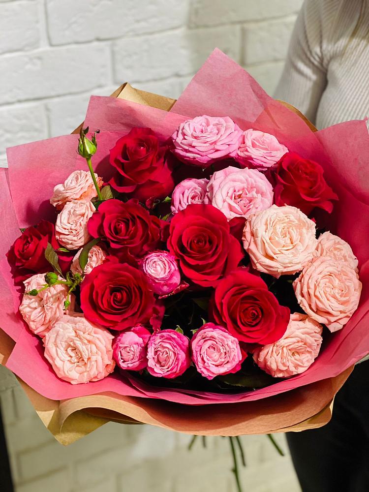 Букет цветов из: Розы в Каскара