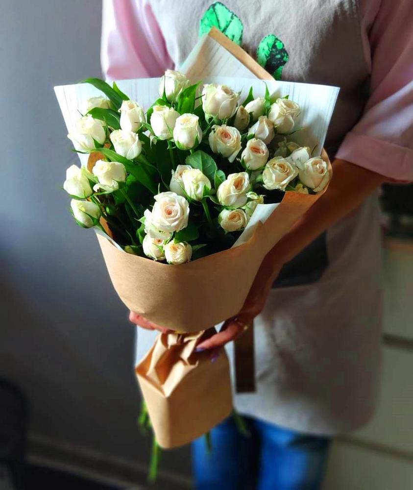 Букет цветов из: Розы в Каскара