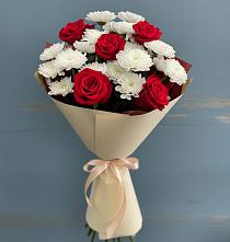 Букет цветов из:  Розы и Хризантемы в Каскара
