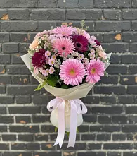 Букет цветов из:  Герберы и Хризантемы в Каскара