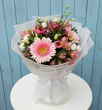Букет цветов из:  Герберы, Альстромерии и Лизиантусы в Каскара
