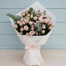 Букет цветов из:  Розы в Каскара