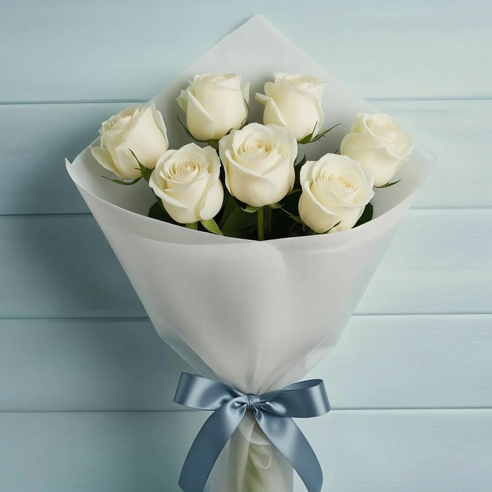Букет 7 Белых роз Эдлесс Лав в Каскара