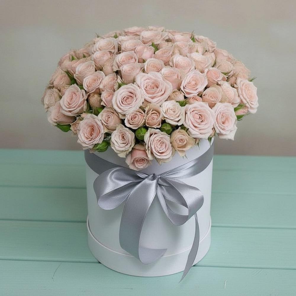 Цветочная композиция из Розы в шляпной коробке в Каскара